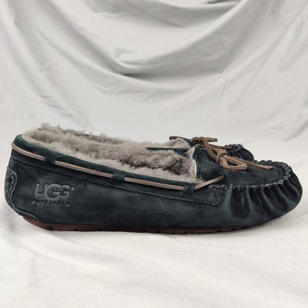 UGG Slipper Women 8 Blue Dakota Moccasin Suede Sheepskin Lined Bow Flat